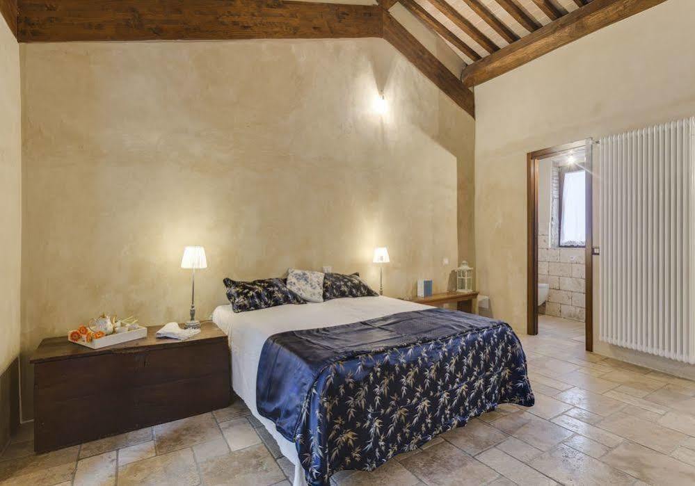 Agriturismo Le Canterie Radicondoli Exterior foto