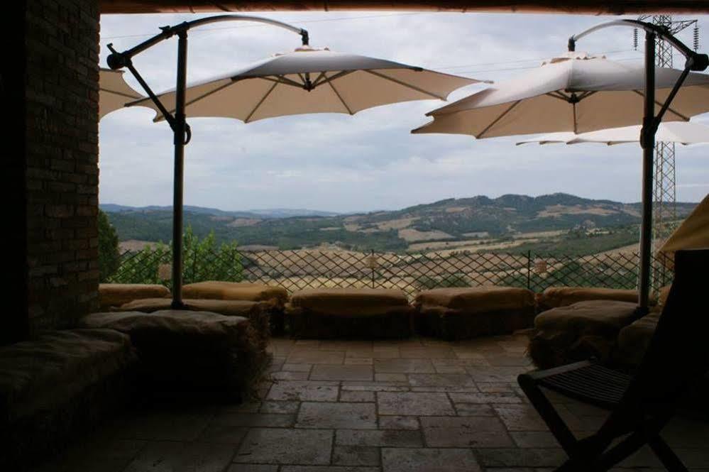 Agriturismo Le Canterie Radicondoli Exterior foto